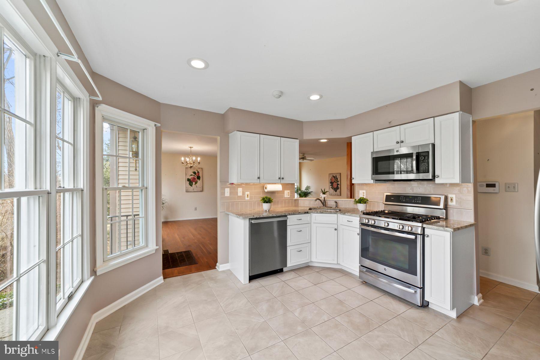 168 Neil Ct