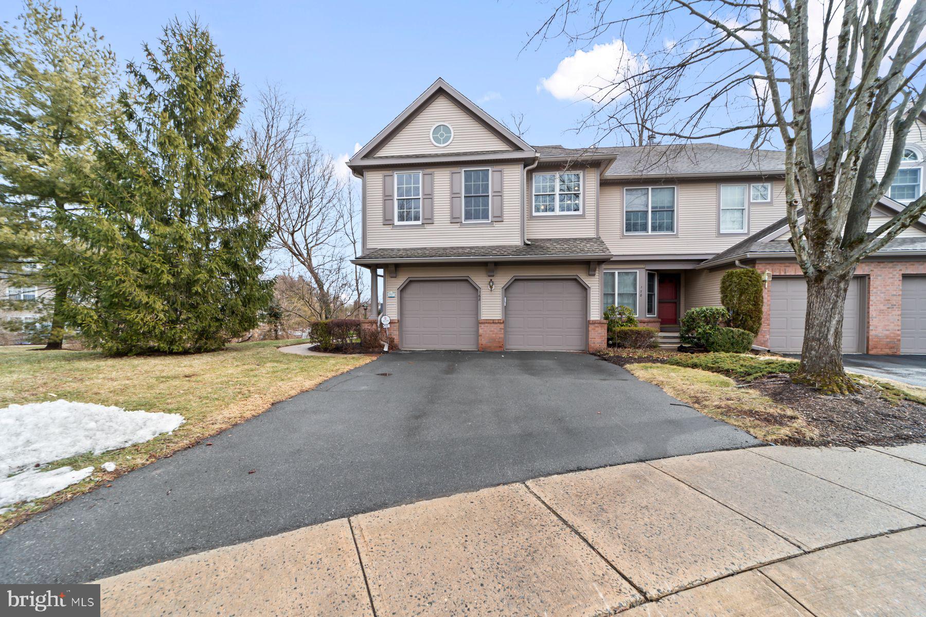 168 Neil Ct