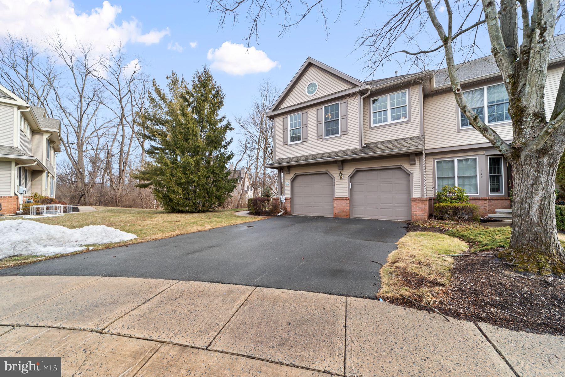 168 Neil Ct
