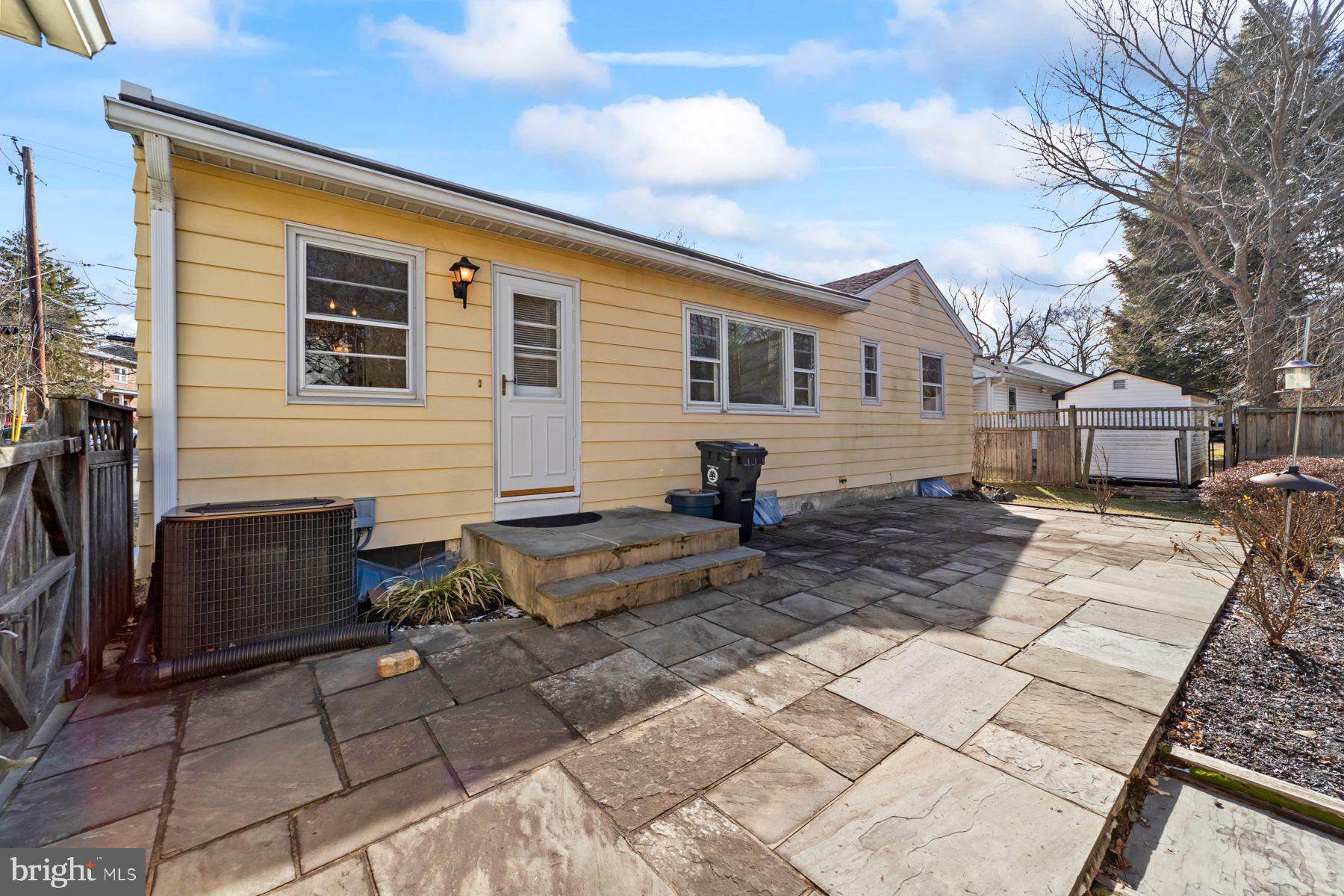 32 Spruce