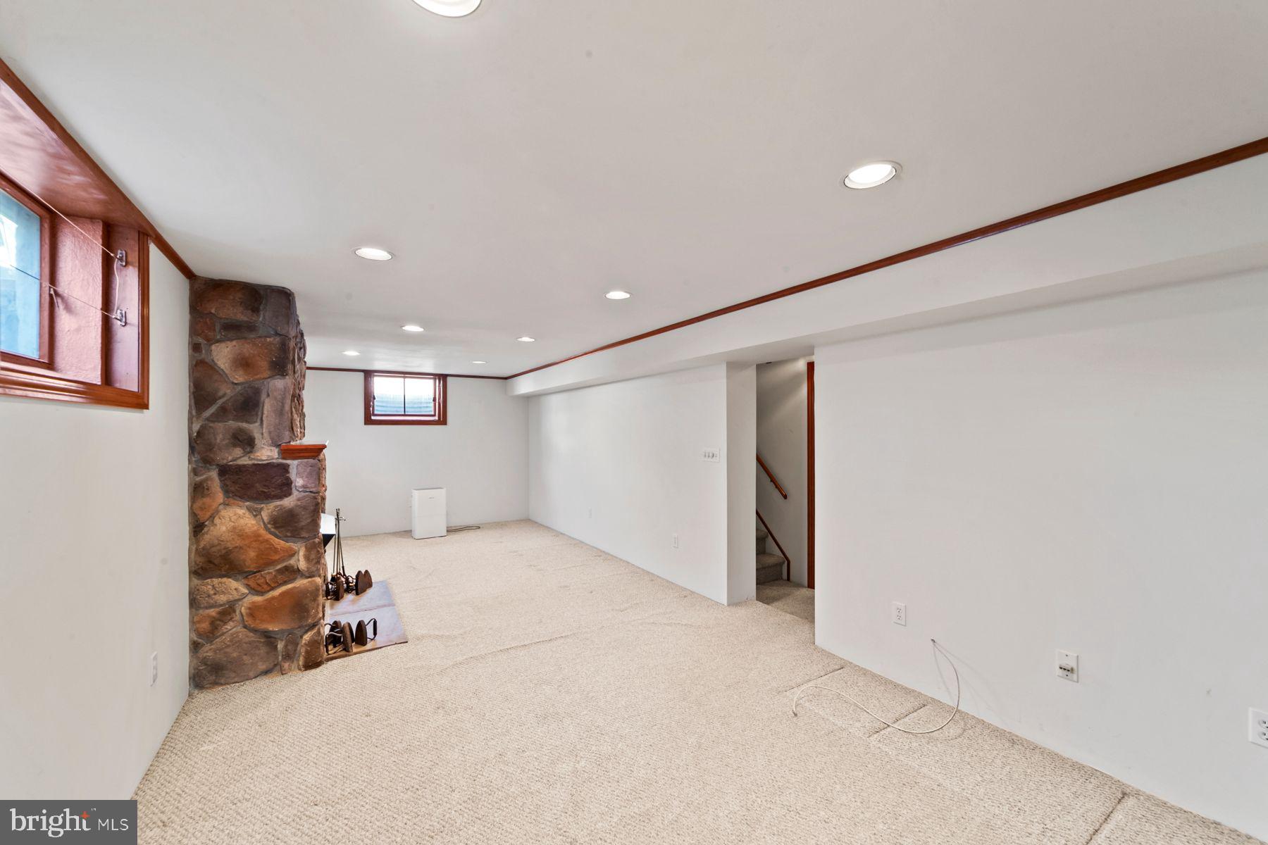 32 Spruce