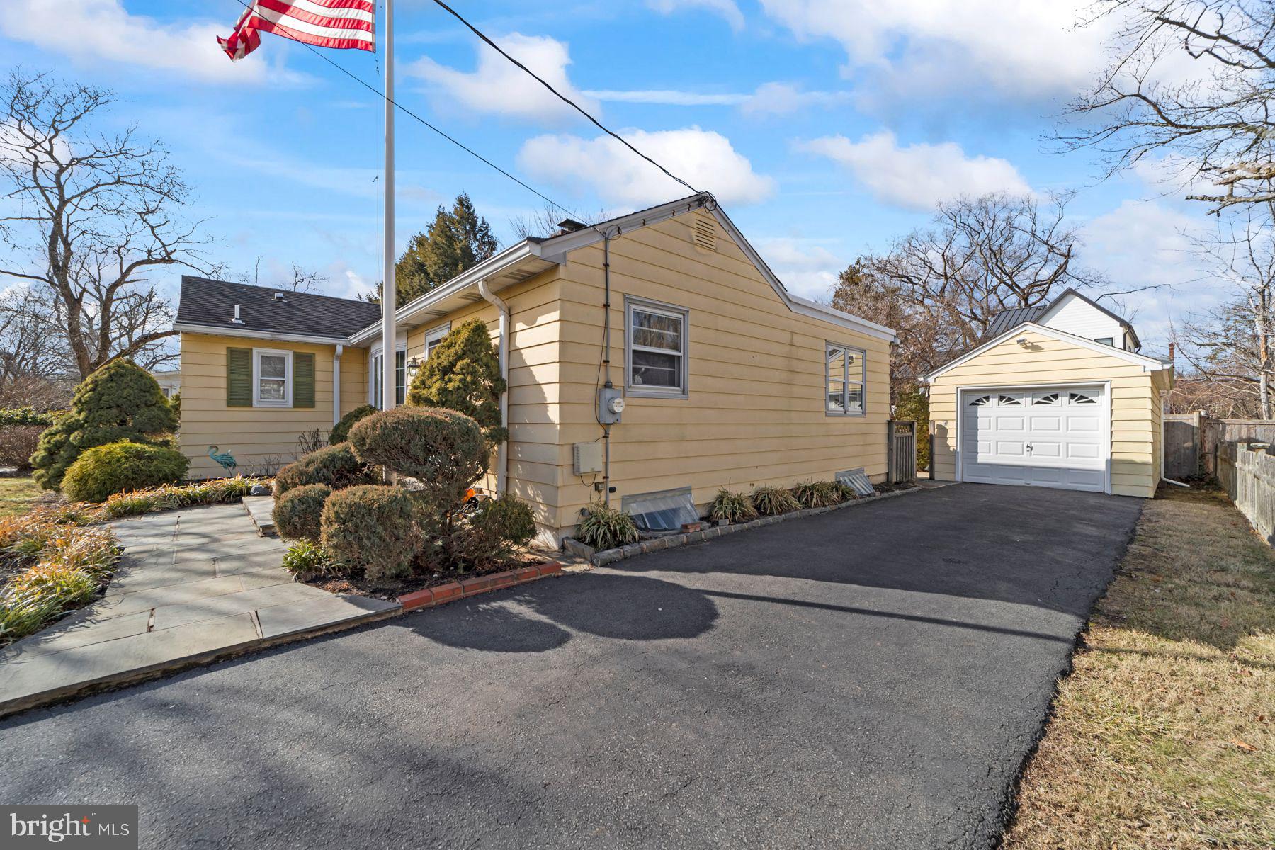 32 Spruce