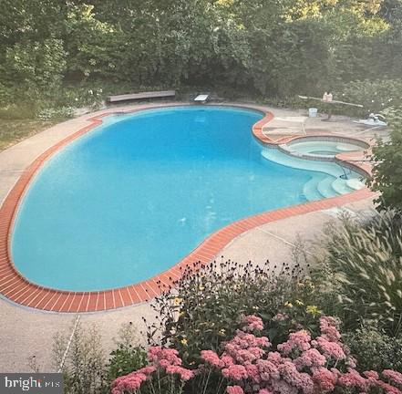 234 Dodds Ln