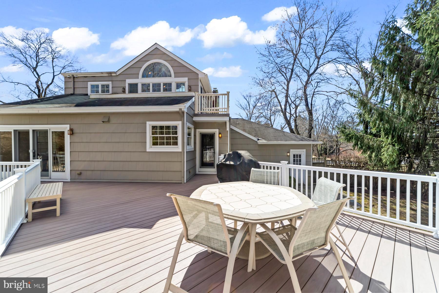 234 Dodds Ln