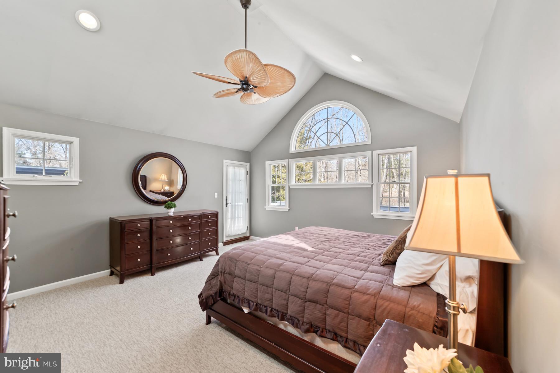 234 Dodds Ln