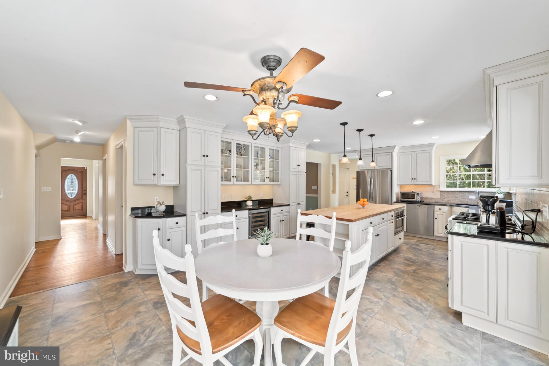 234 Dodds Ln