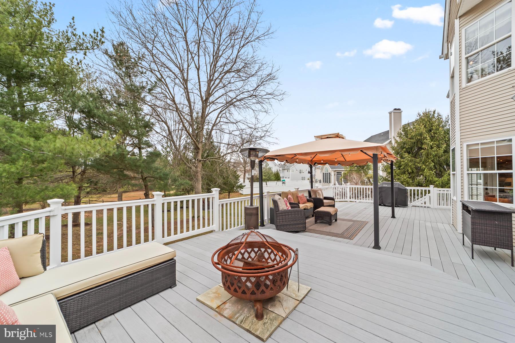 40 Chicory Ln