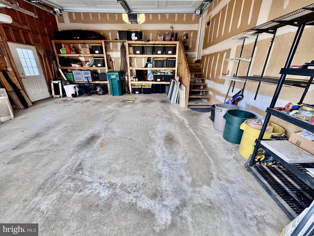 40 Chicory Ln