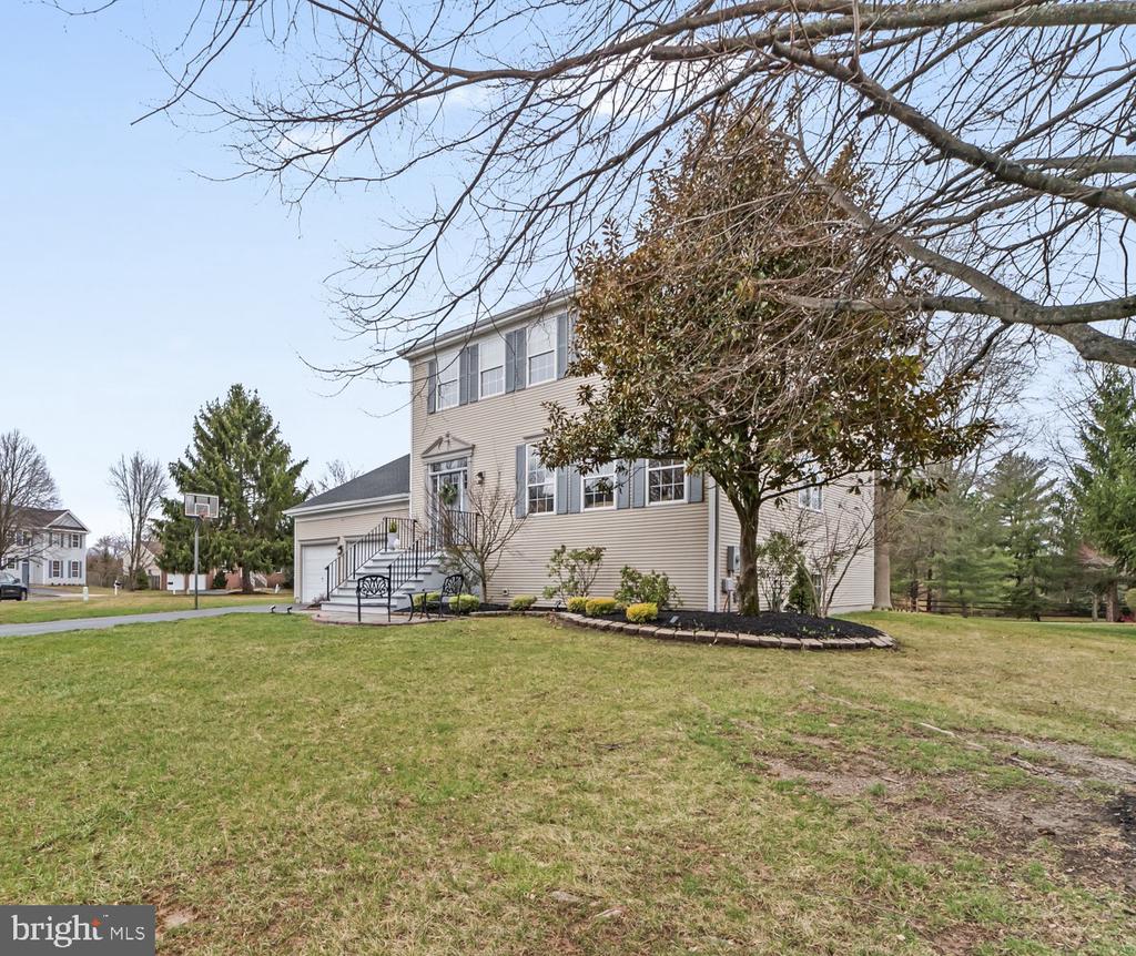 40 Chicory Ln