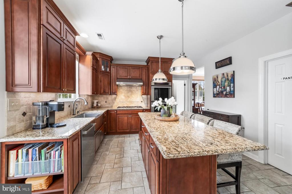 40 Chicory Ln