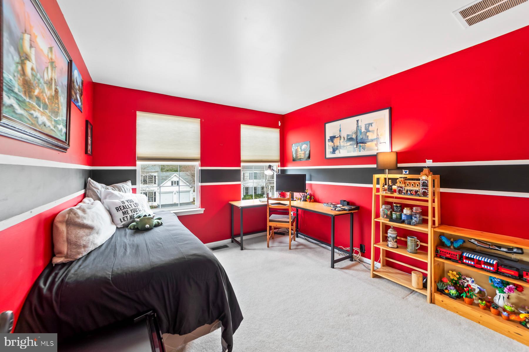40 Chicory Ln