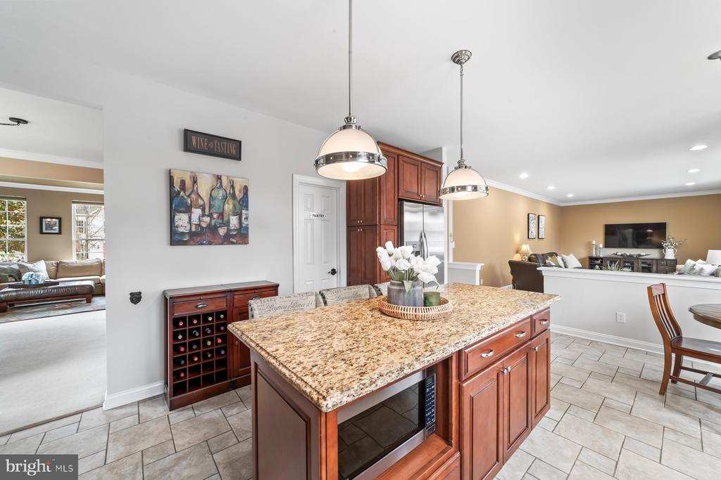 40 Chicory Ln
