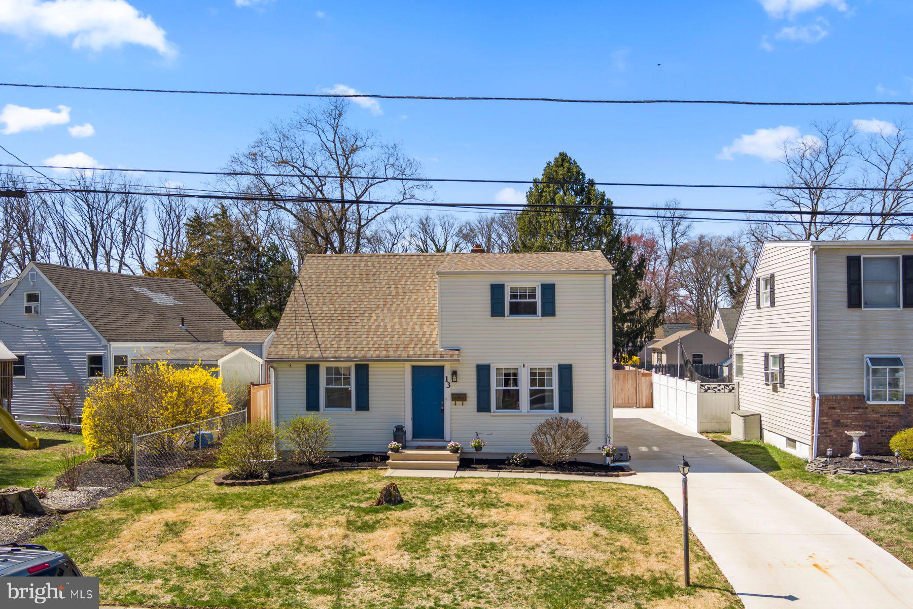 13 Ravine Dr
