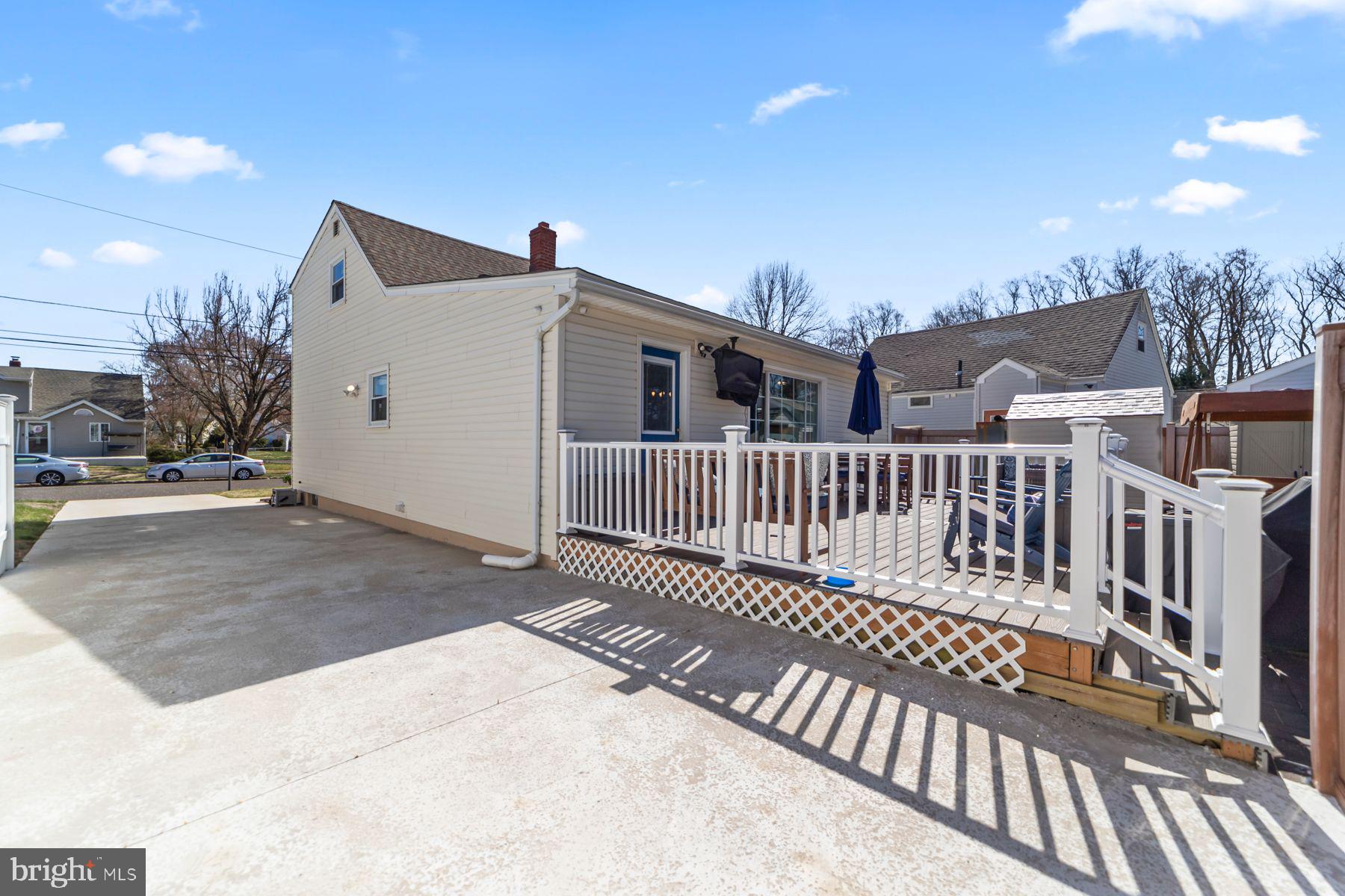 13 Ravine Dr