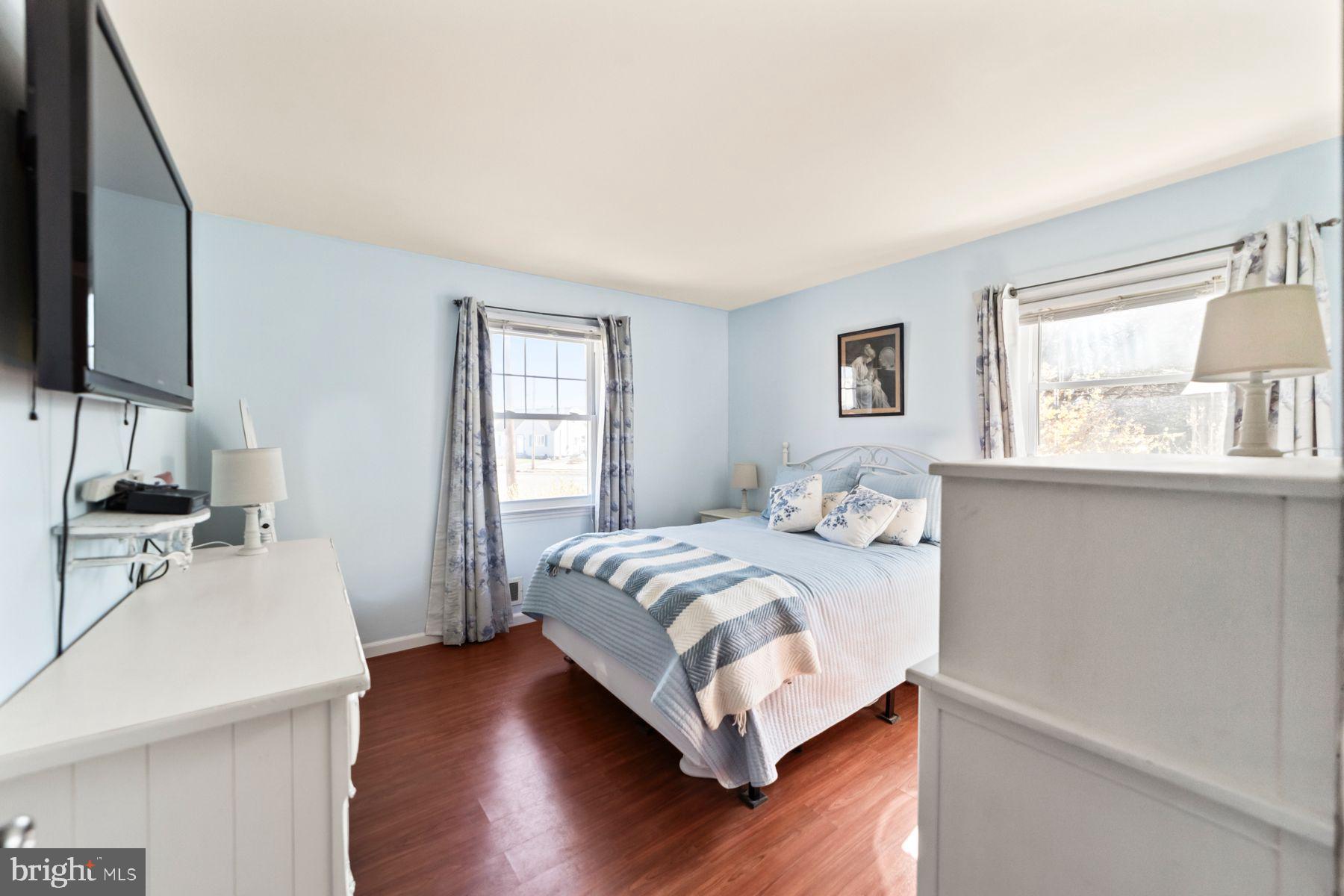 13 Ravine Dr