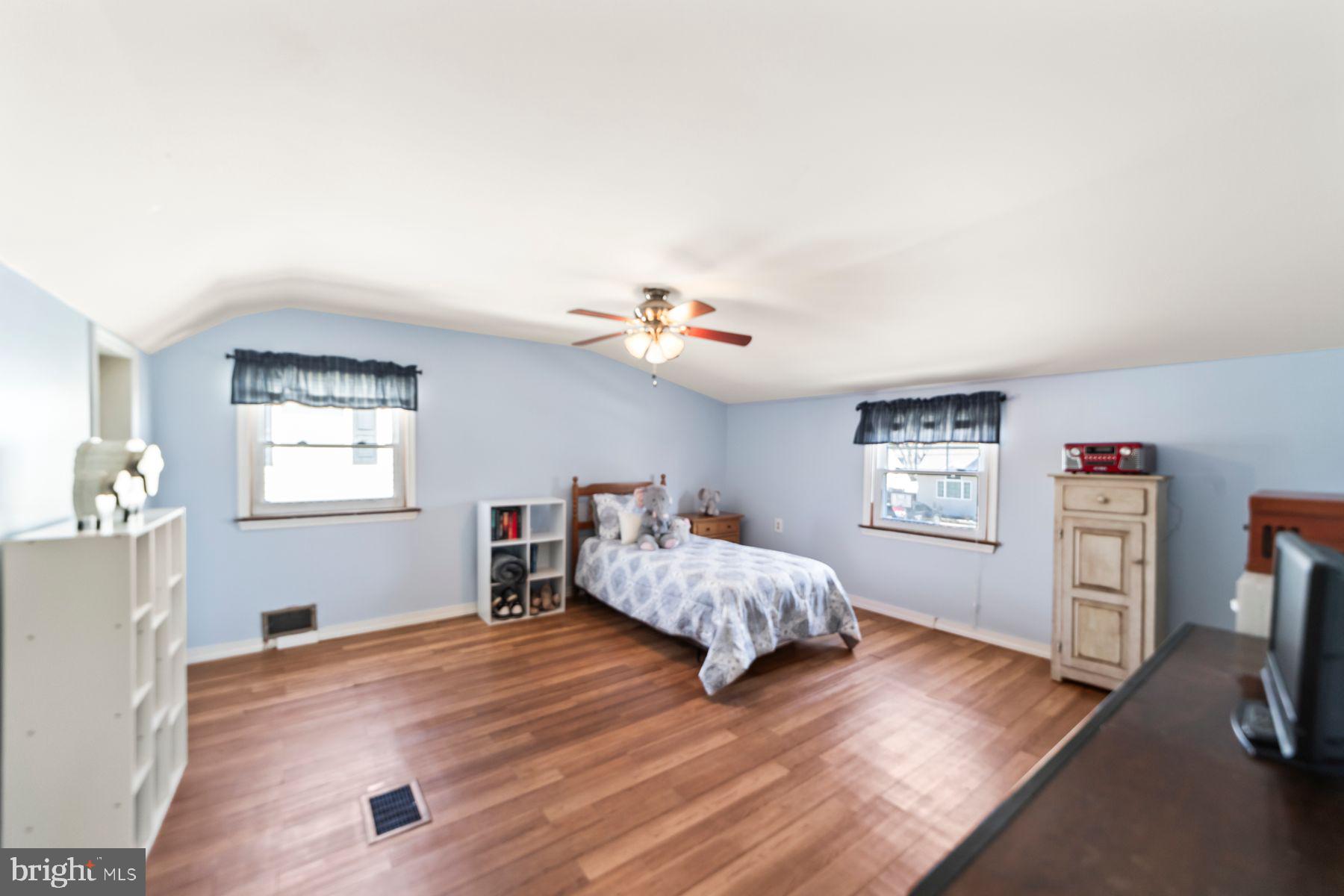 13 Ravine Dr