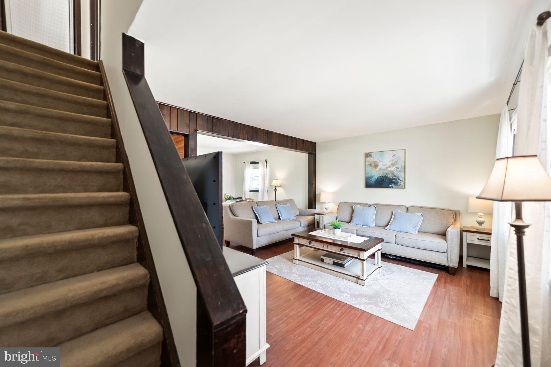 13 Ravine Dr