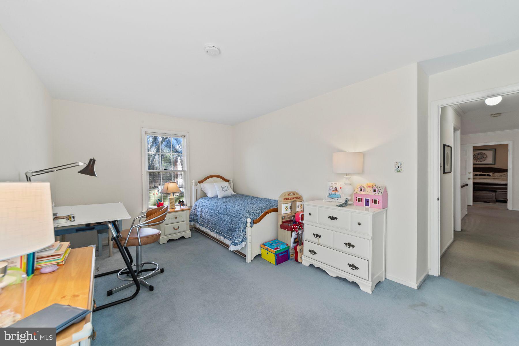 8 Andrew Dr