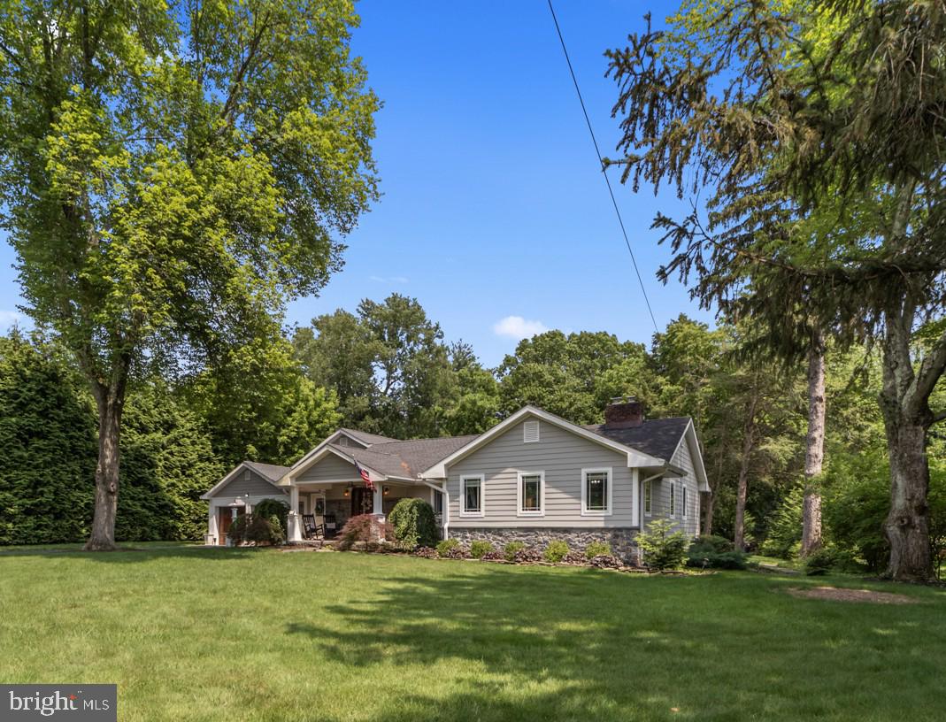 65 Shady Brook la