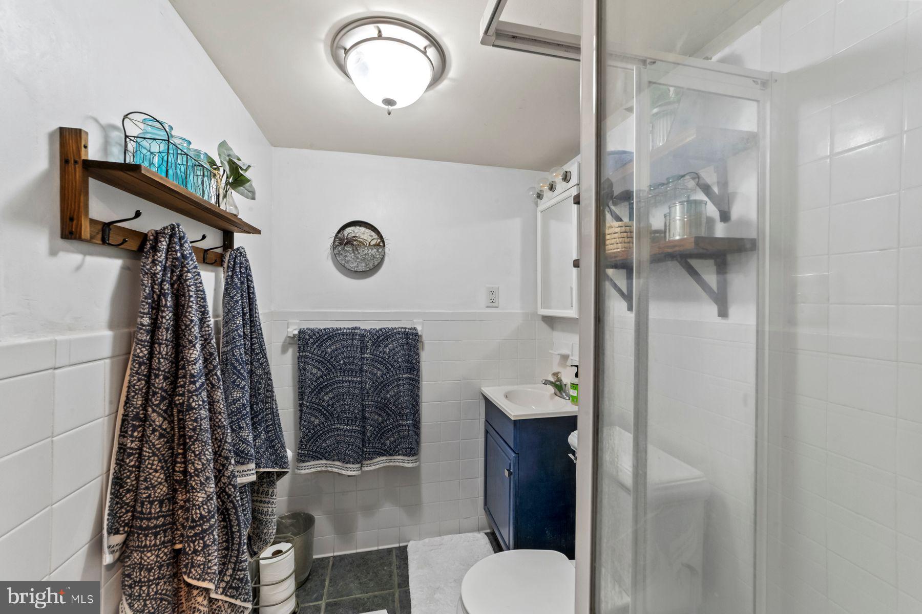 65 Shady Brook la