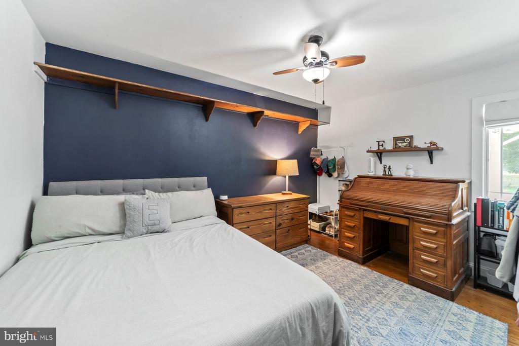 65 Shady Brook la