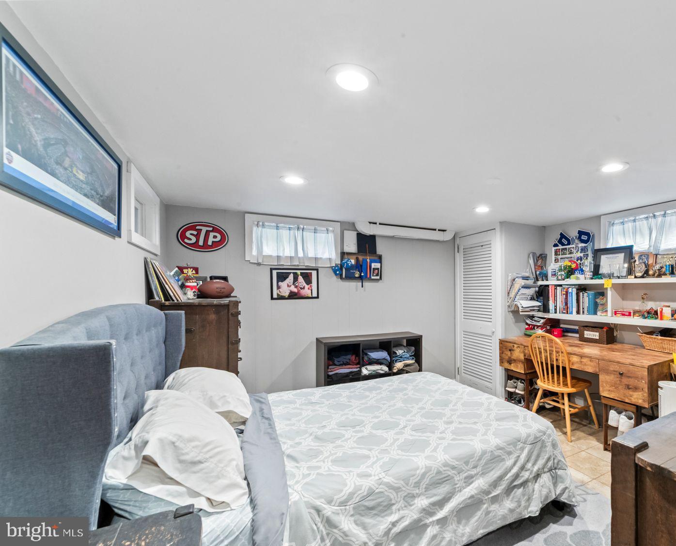 65 Shady Brook la
