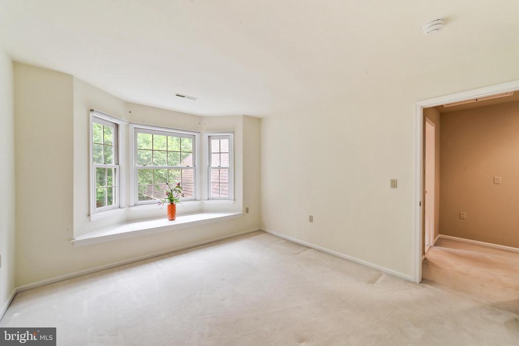 25 TANGLEWOOD DRIVE