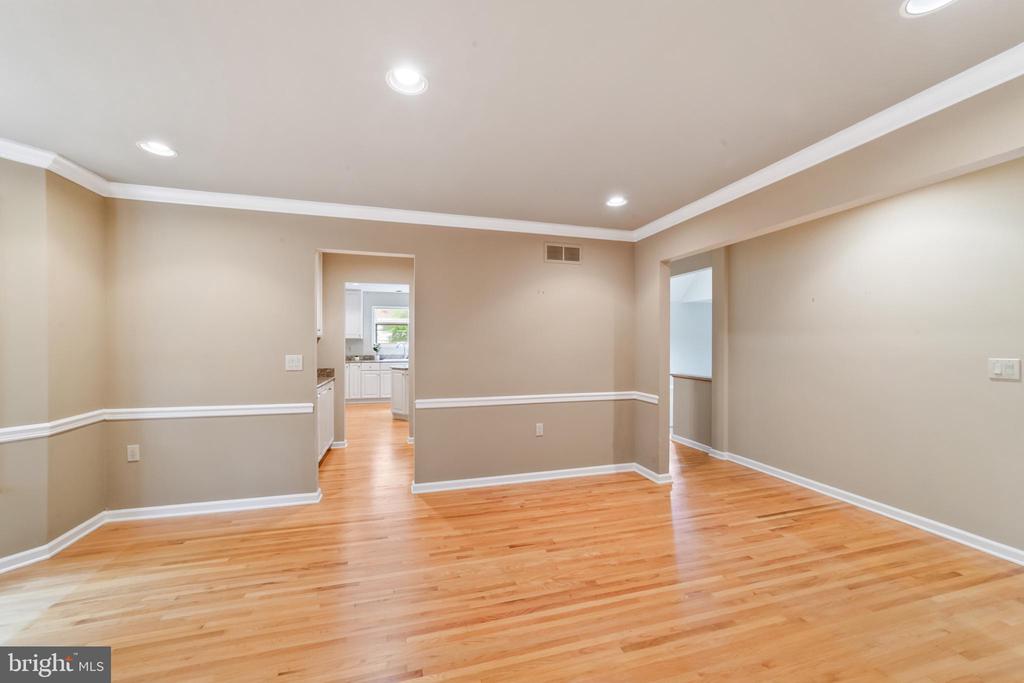 25 TANGLEWOOD DRIVE