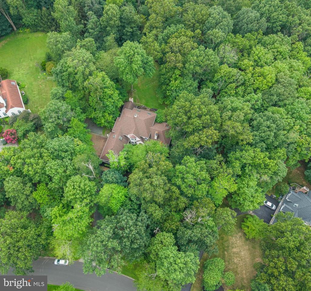 25 TANGLEWOOD DRIVE