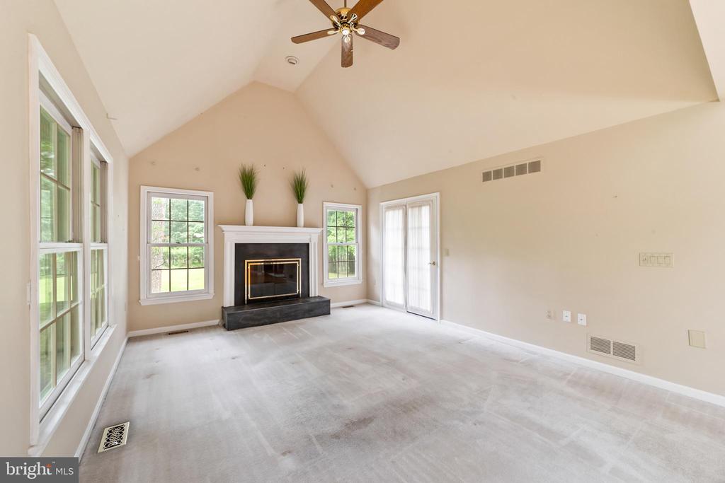 25 TANGLEWOOD DRIVE
