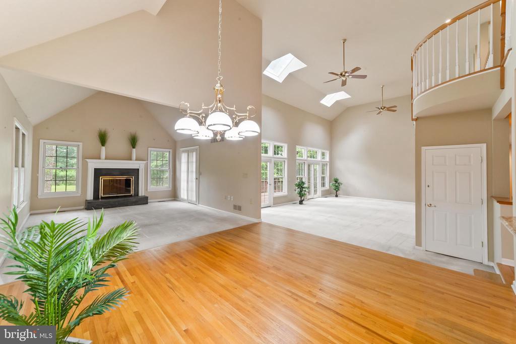 25 TANGLEWOOD DRIVE