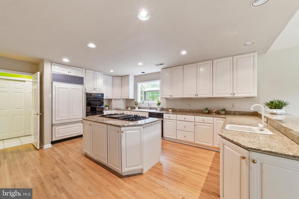 25 TANGLEWOOD DRIVE