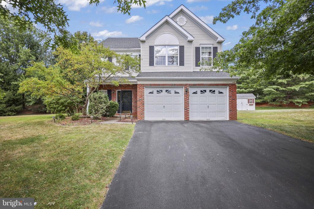 32 QUARRY COURT