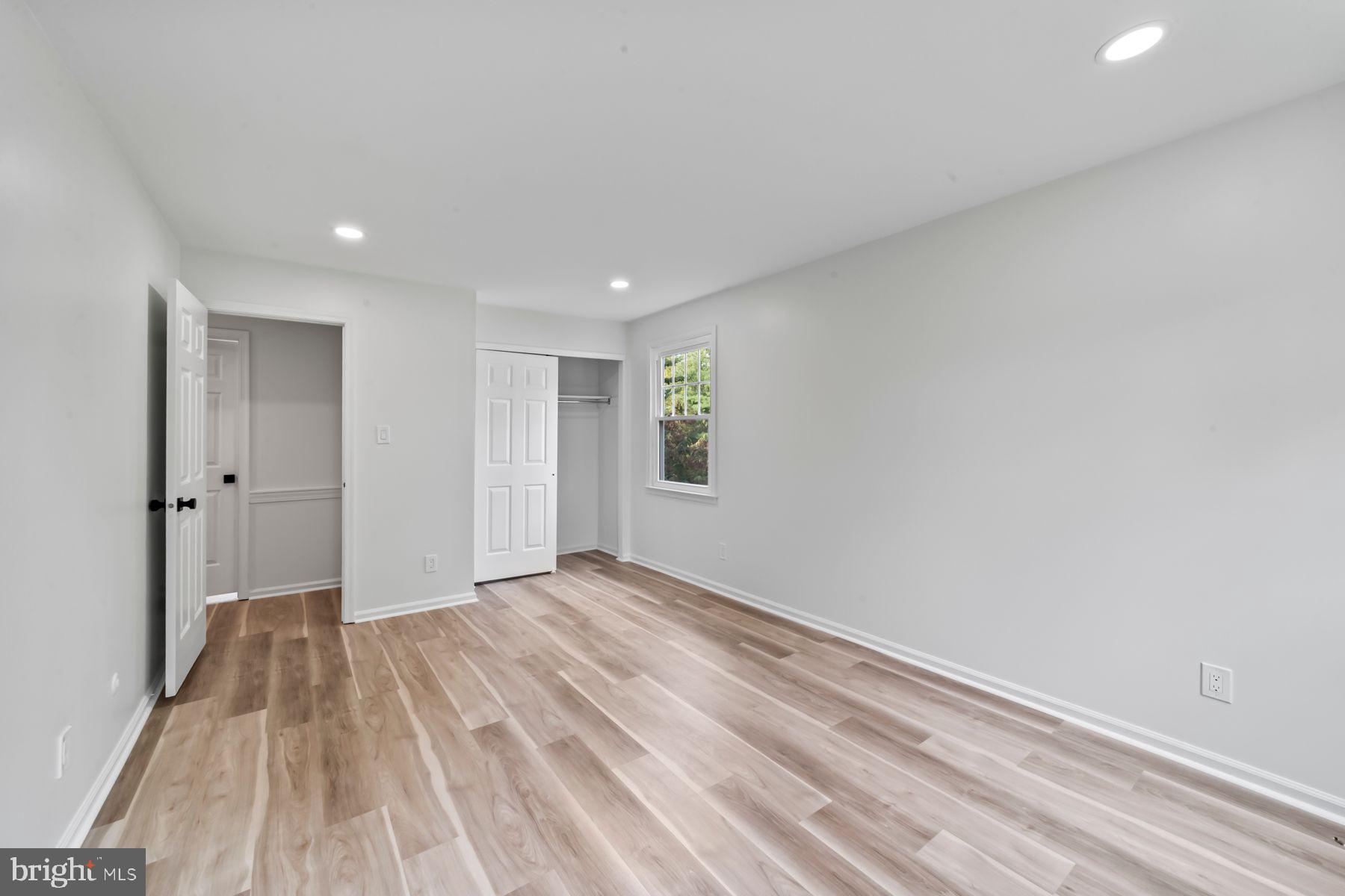 8 KNOX COURT