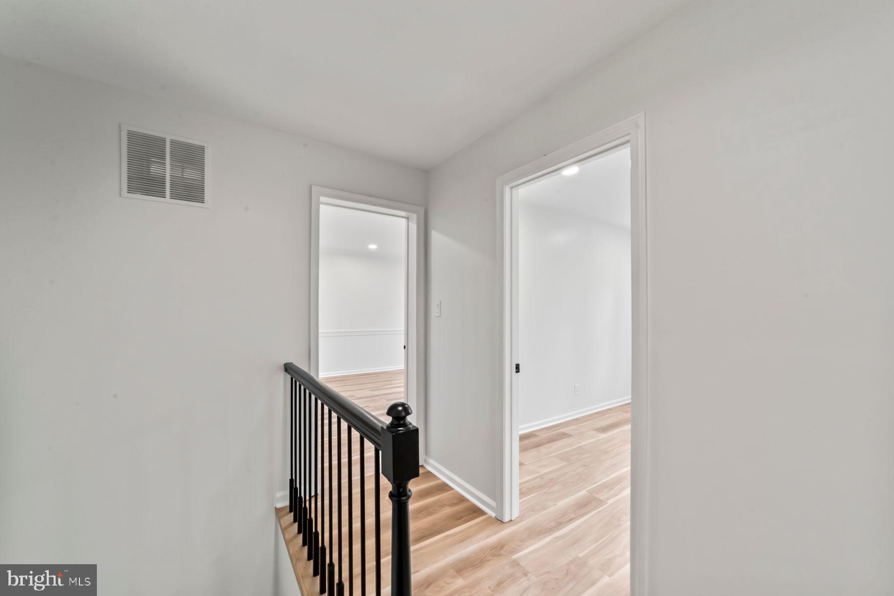 8 KNOX COURT