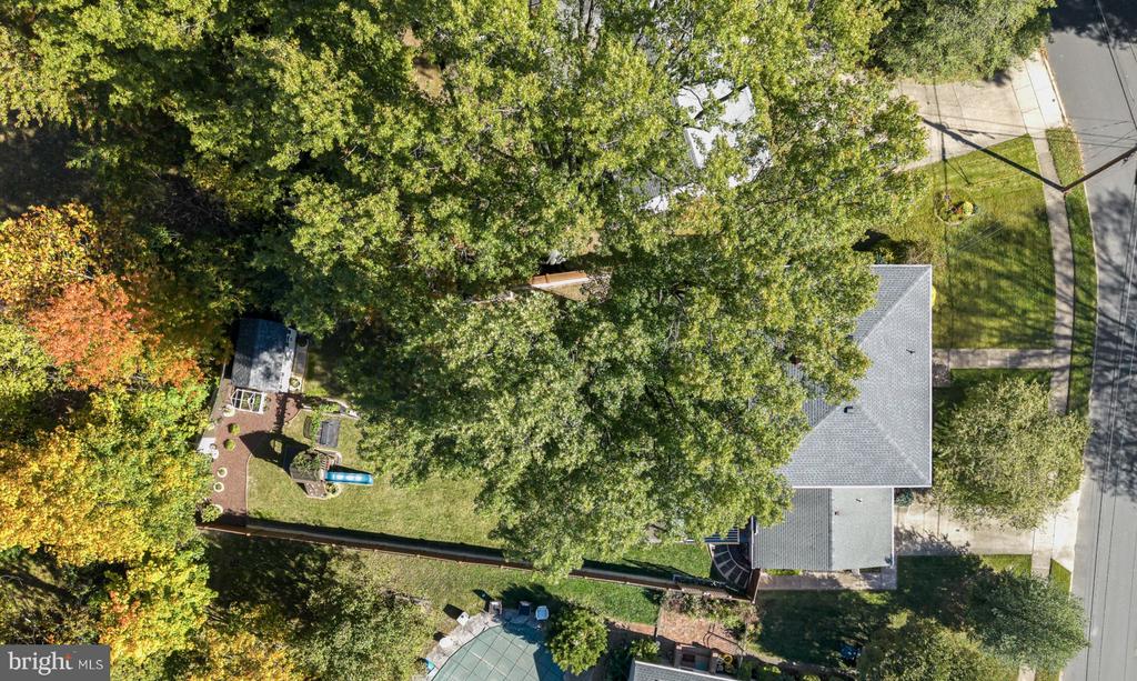 102 FIELDBORO DRIVE