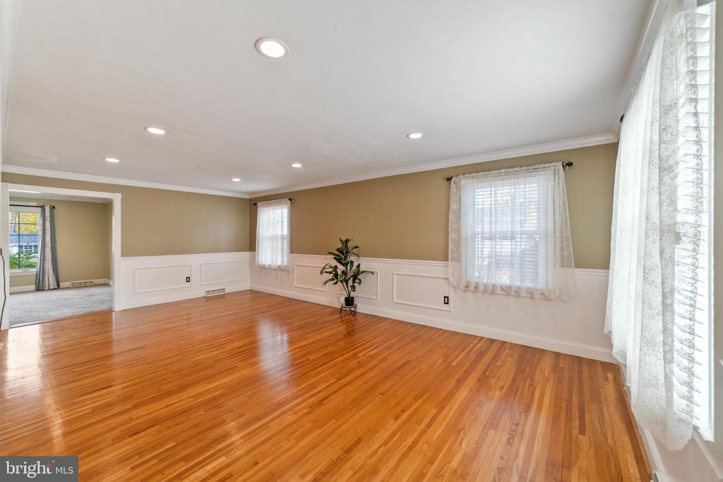 102 FIELDBORO DRIVE