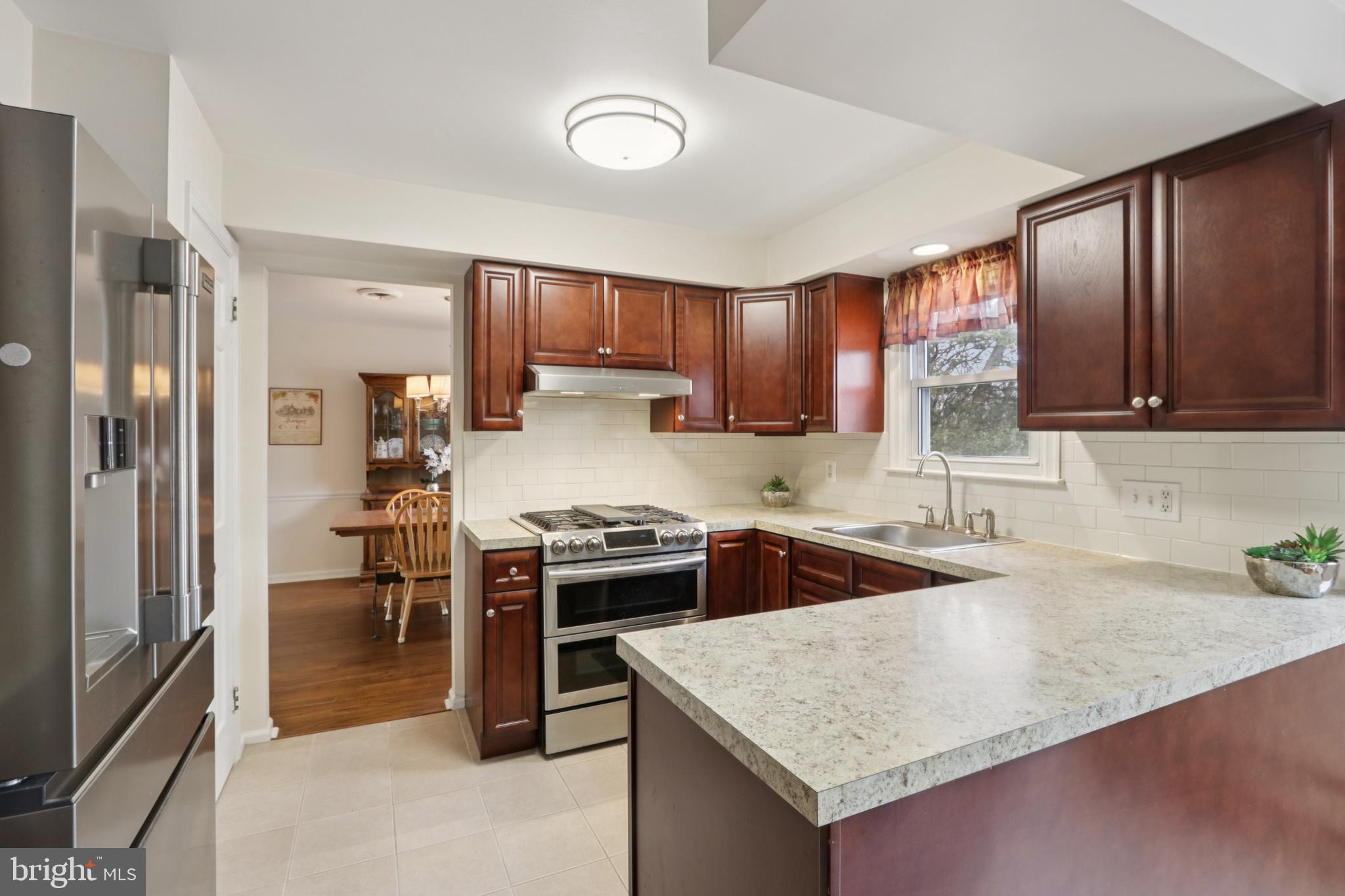 980 BEAR TAVERN ROAD