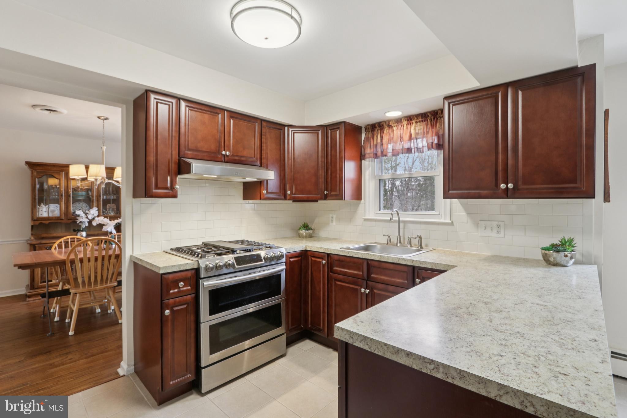 980 BEAR TAVERN ROAD