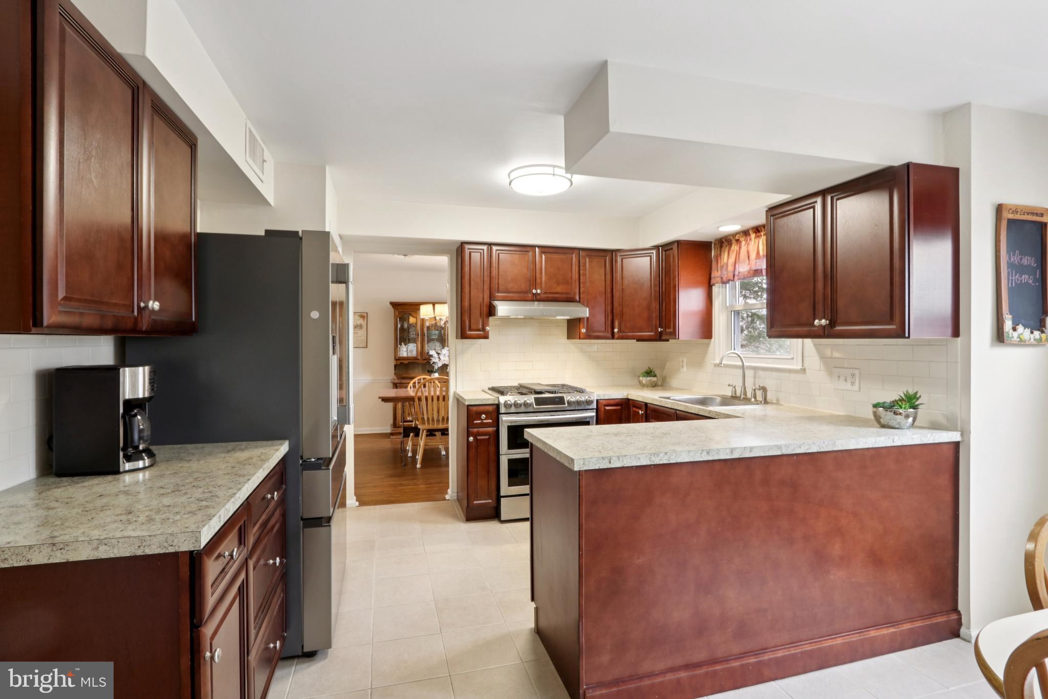 980 BEAR TAVERN ROAD