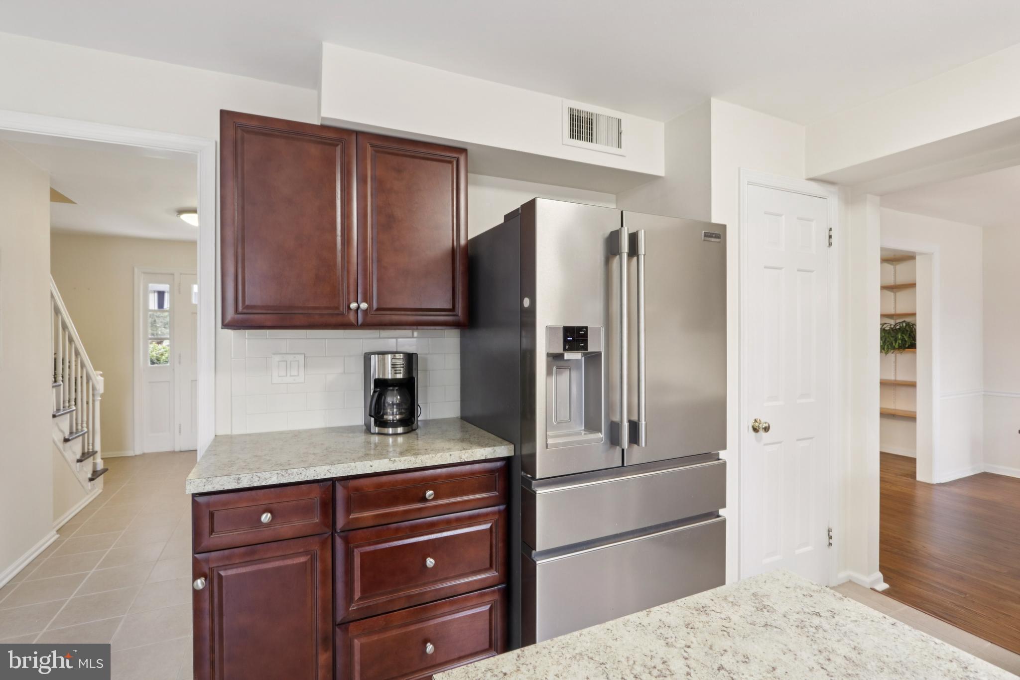 980 BEAR TAVERN ROAD