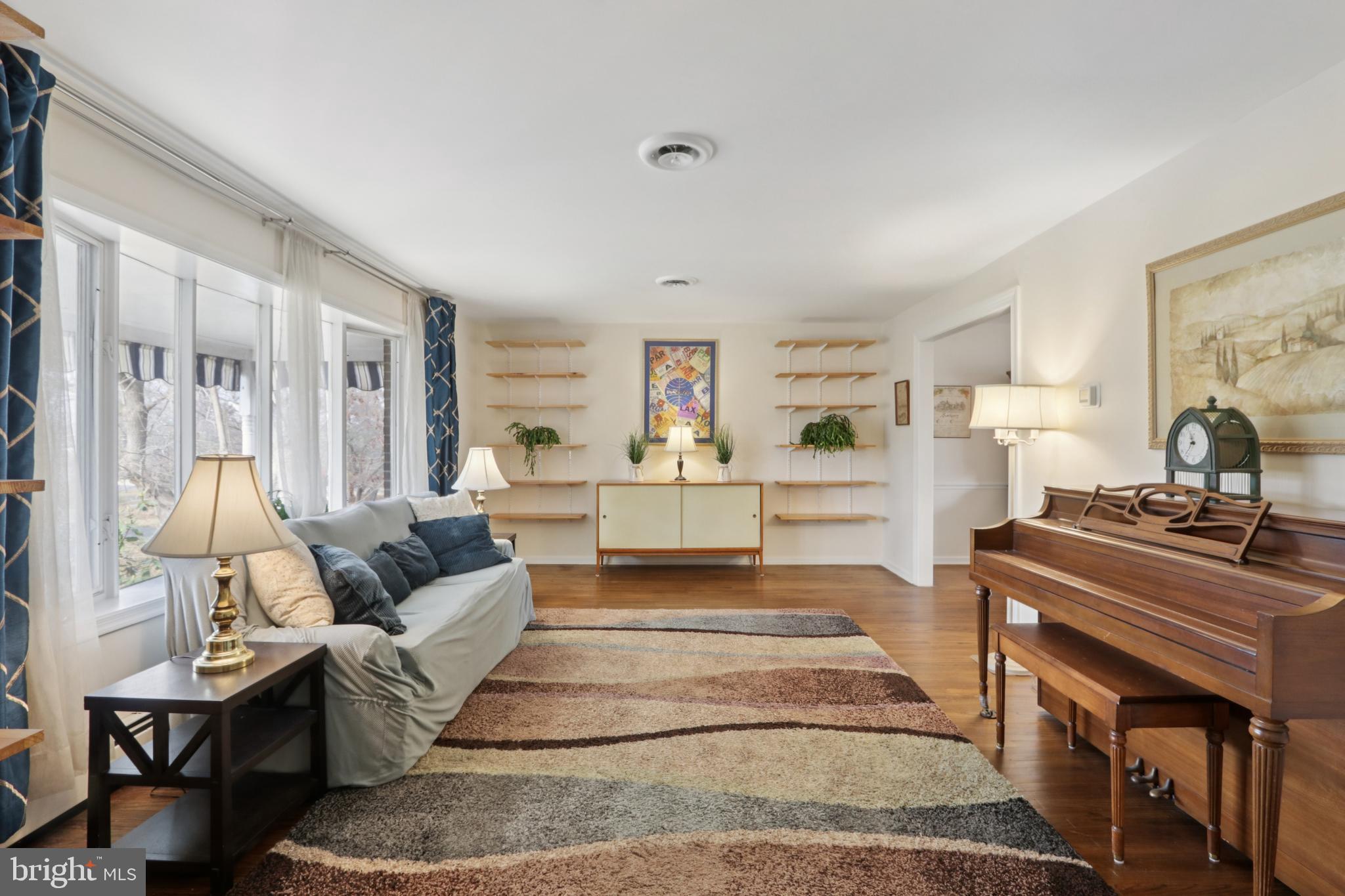 980 BEAR TAVERN ROAD