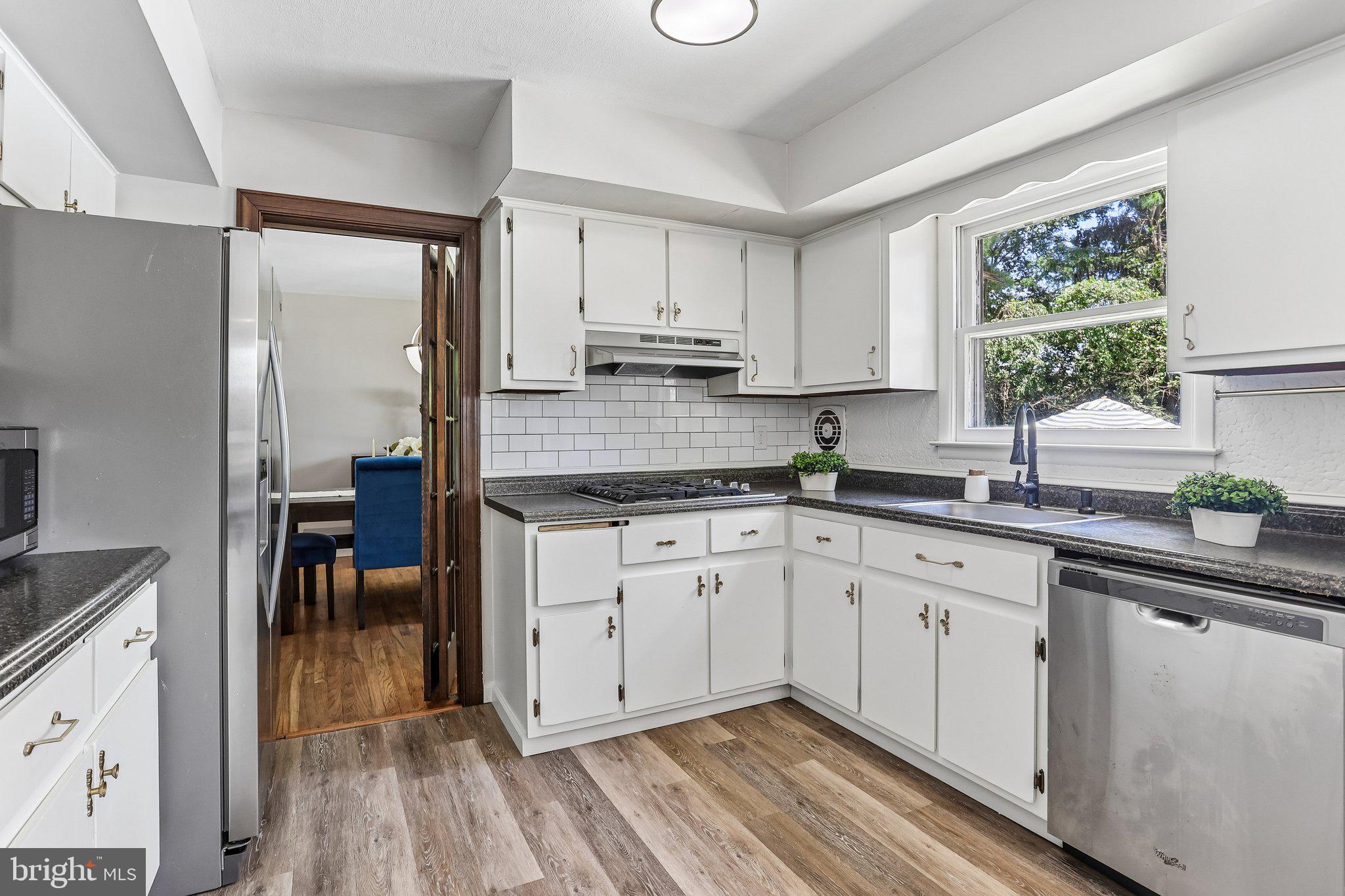 2886 PRINCETON PIKE