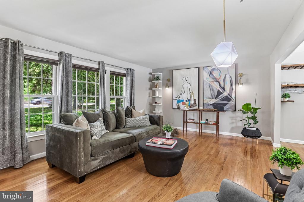 2886 PRINCETON PIKE