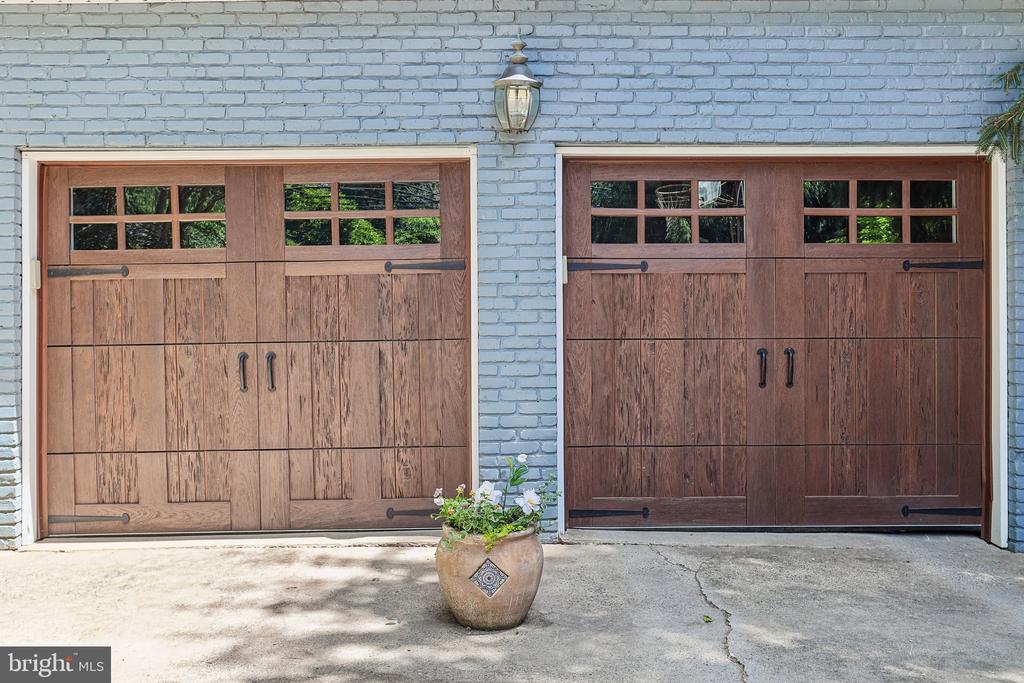 2886 PRINCETON PIKE