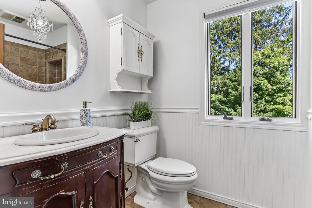 2886 PRINCETON PIKE