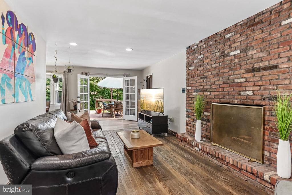 2886 PRINCETON PIKE