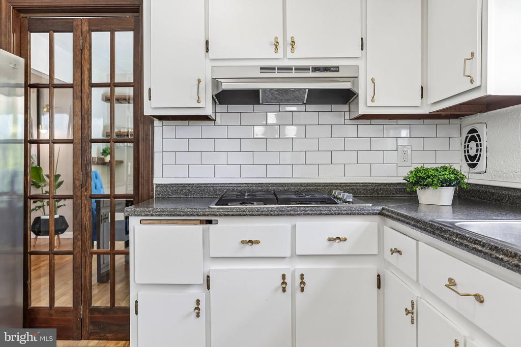 2886 PRINCETON PIKE