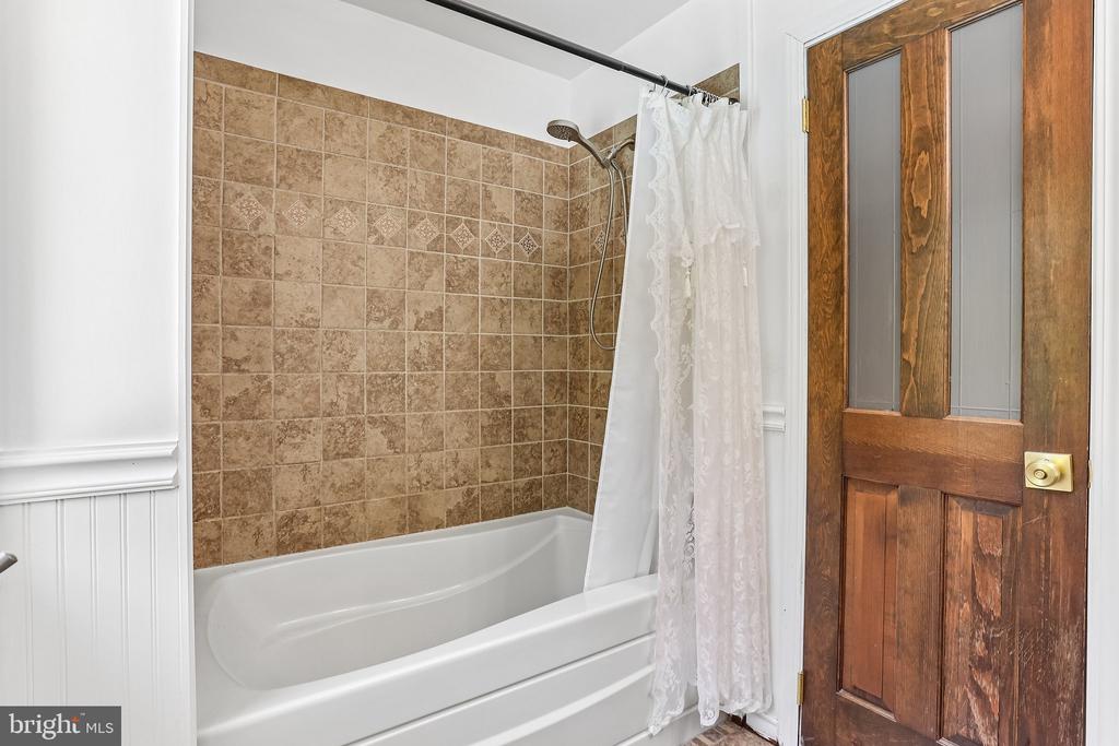 2886 PRINCETON PIKE