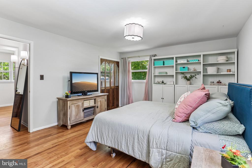 2886 PRINCETON PIKE